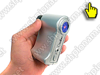 Оптический обнаружитель скрытых камер Филин в руке